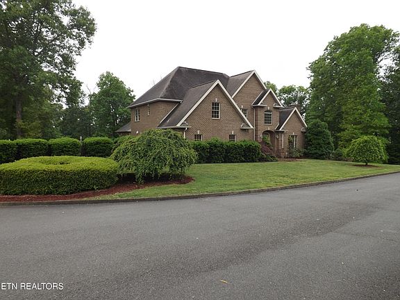 5th image of 236 Baxter Dr