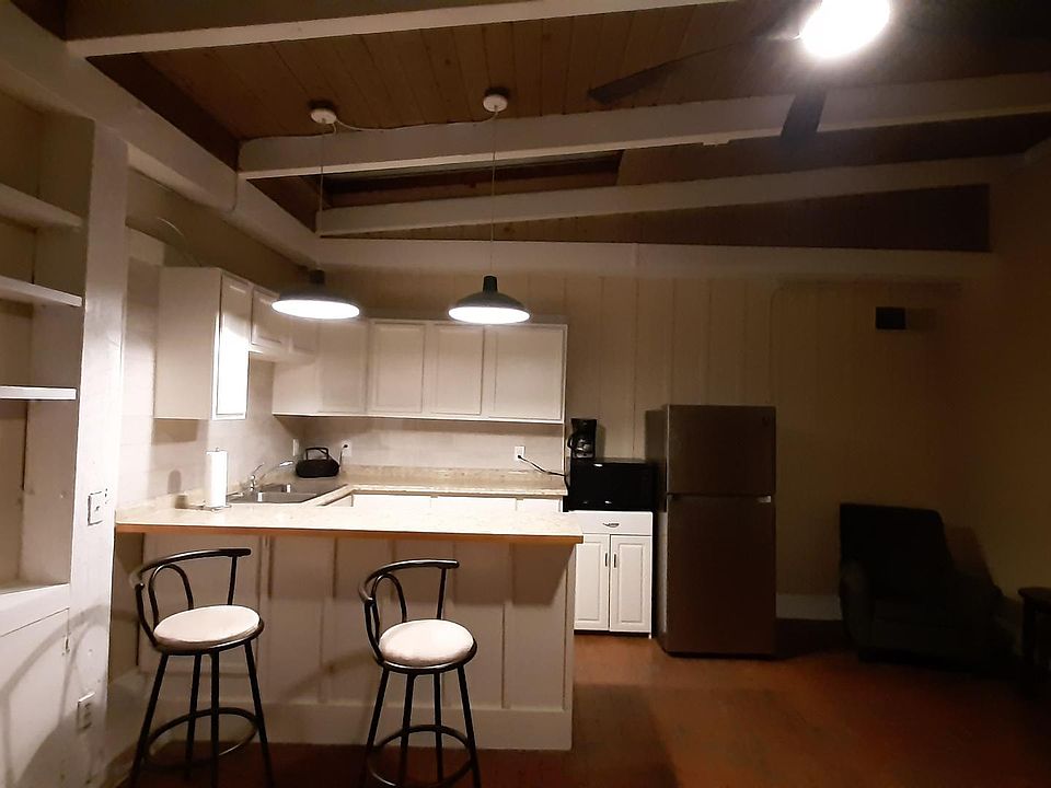 1st image of 2137 Madeira Dr NE #4