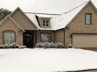 129 Moses Dr, Jackson, TN 38305