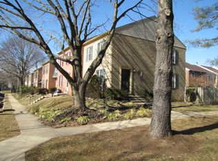 10332 Granite Creek Ln, Oakton, VA 22124