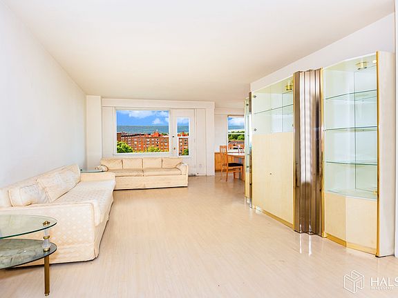 3rd image of 3777 Independence Ave #10B/C