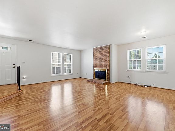 3rd image of 11435 Appledowre Way #18
