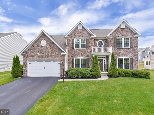 11 Kings Grant Rd, Hockessin, DE 19707