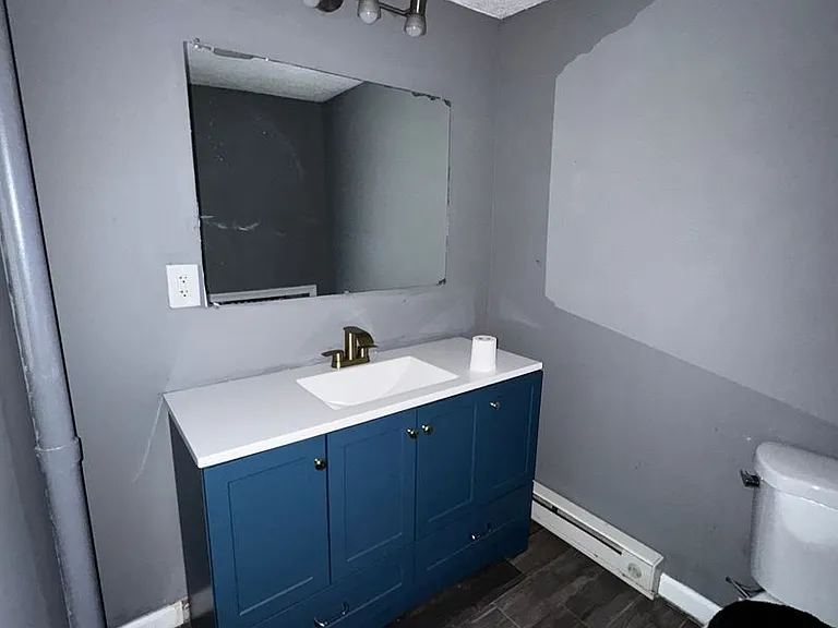 307 Old N #10 — Photo 17