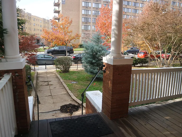 3305 16th St NW #9 — Photo 12