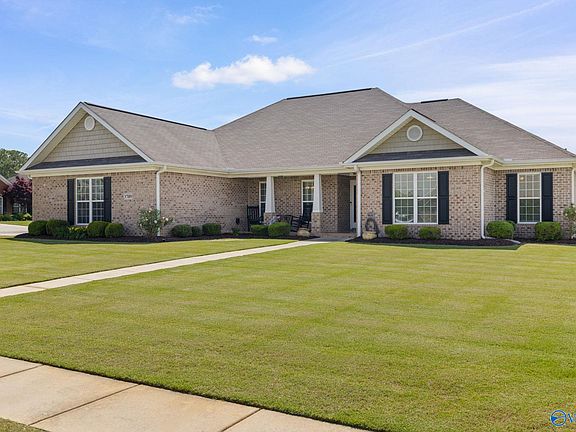 2nd image of 3709 Chartwell Ct