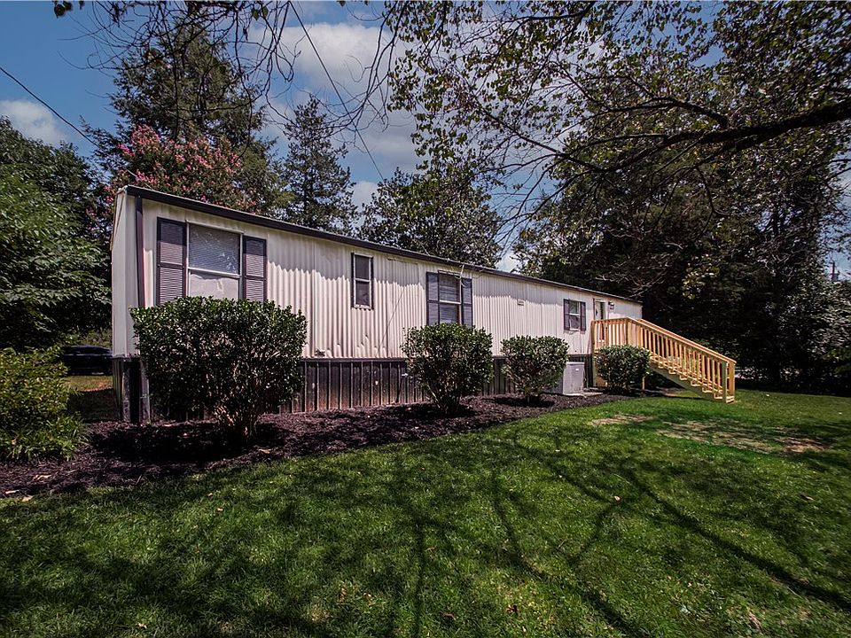 1st image of 410 Cedar Cir
