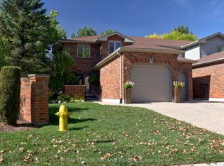 70 Sunnyside Dr #1, London, ON N5X 3W5