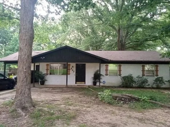 807 Rosewood Dr, Benton, AR 72015