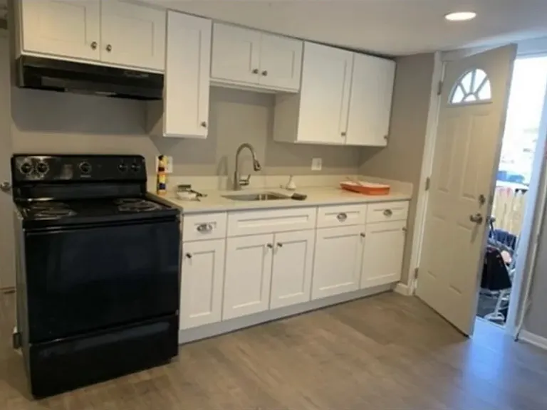 22-24 Riverside Ave #1N — Photo 2