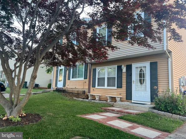 195 Stonegate Dr, Frederick, MD 21702