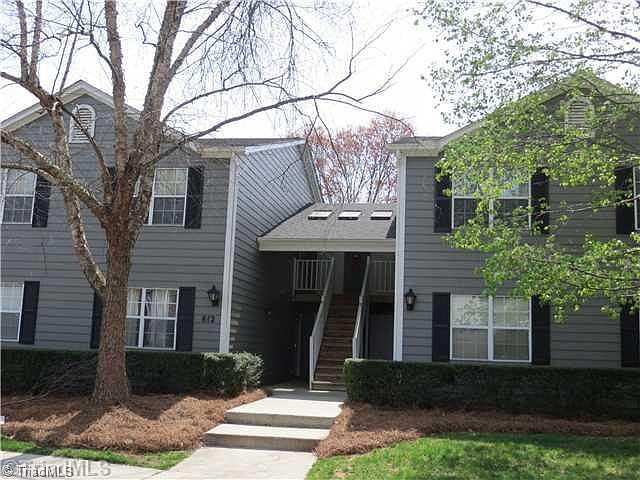 1st image of 812 Ashebrook Dr APT C