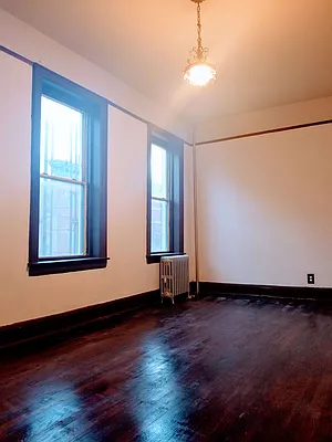 Rented by Prime America Real Estate Inc | media 6