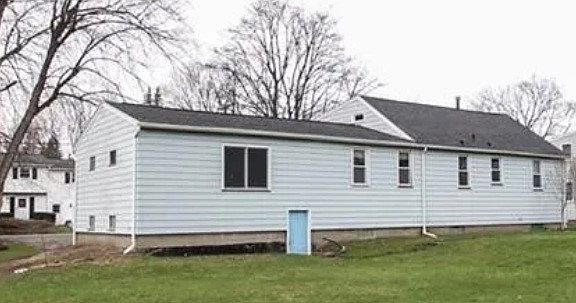 2nd image of 454 McCall Rd