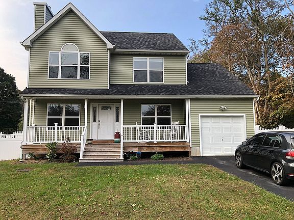 2nd image of 170 Bayview Ave