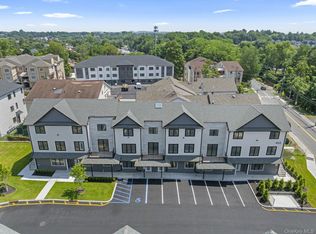 466 W Central Ave #101, Spring Valley, NY 10977