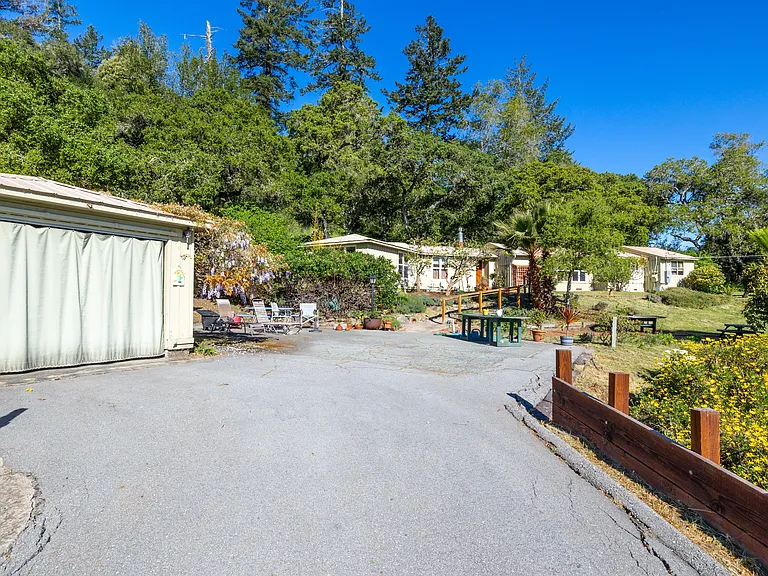 1451 La Madrona Dr — Photo 2