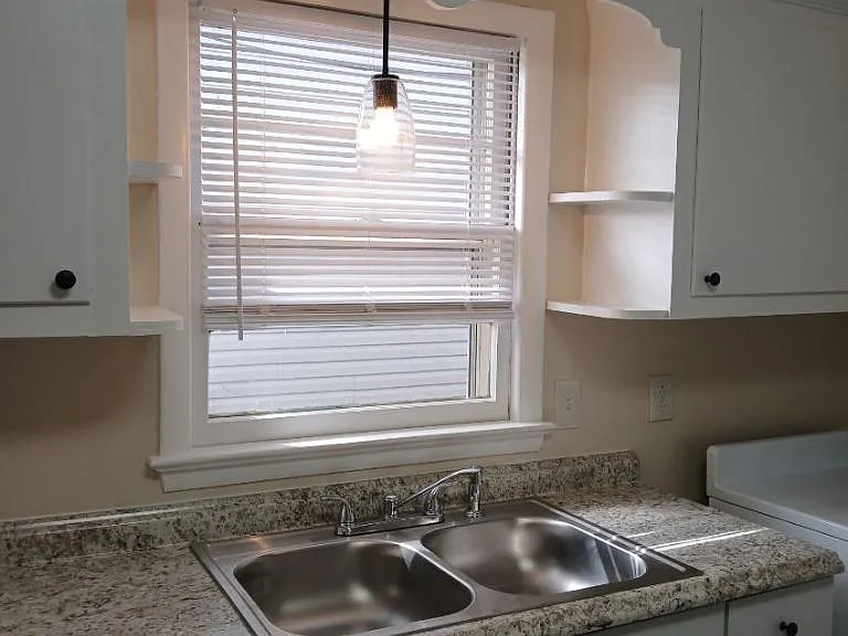 2640 Ballentine Blvd #B — Photo 4