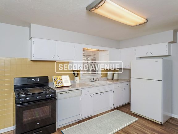 2nd image of 4813 Jean Ave