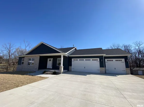 403 W Ten Mile Creek Rd, Metamora, IL 61548
