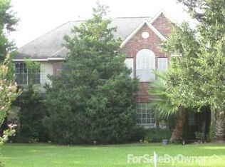 6305 Ravenwood Dr, Pearland, TX 77584