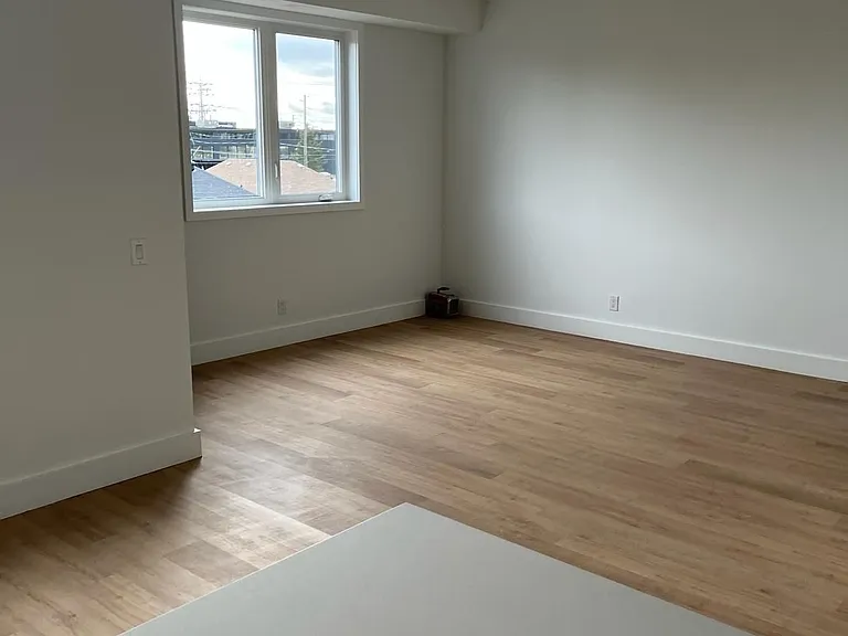 70 Chamberlain Ave #2 — Photo 13