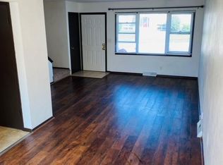 305 W 65th St, Davenport, IA 52806