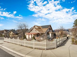 1737 Lithia Way, Talent, OR 97540