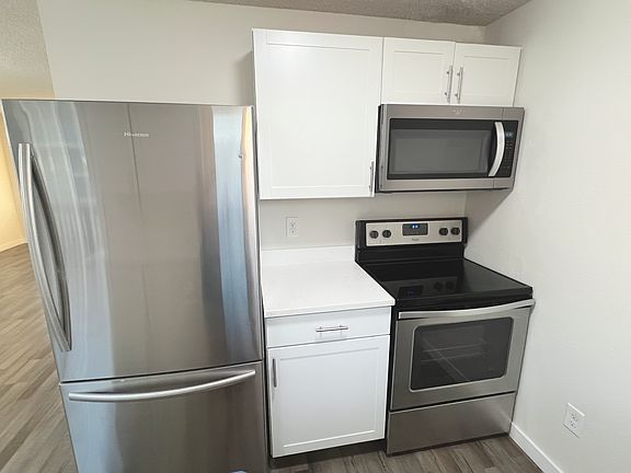 4th image of 4809 S M St #B