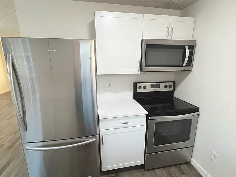 4809 S M St #B — Photo 4