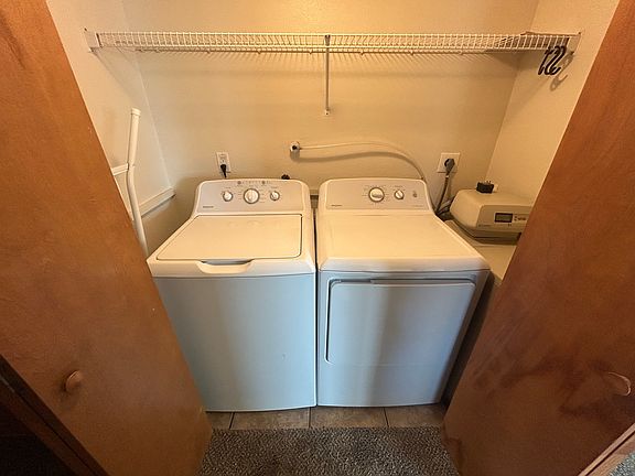 5th image of 8324 Wedgewood Ave NW