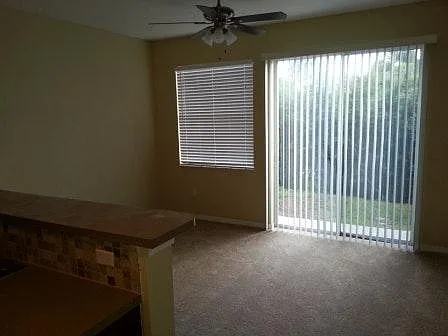 3 bed, 1362 sqft, $1,900 — Photo 4