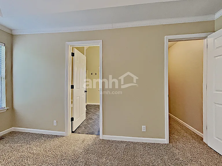 1001 Cobble Pl — Photo 11