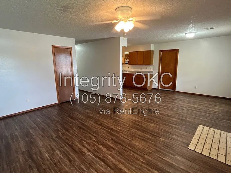 1501 SE 52nd St — Photo 3