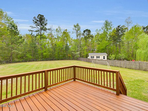 3rd image of 512 Pebble Spruce Court