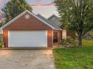 208 Citation Ct, Frankfort, KY 40601