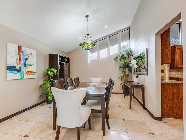 7307 Spring Valley Rd — Photo 4