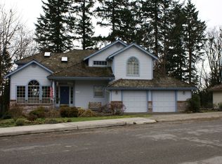 8555 135th Ave SE, Newcastle, WA 98059