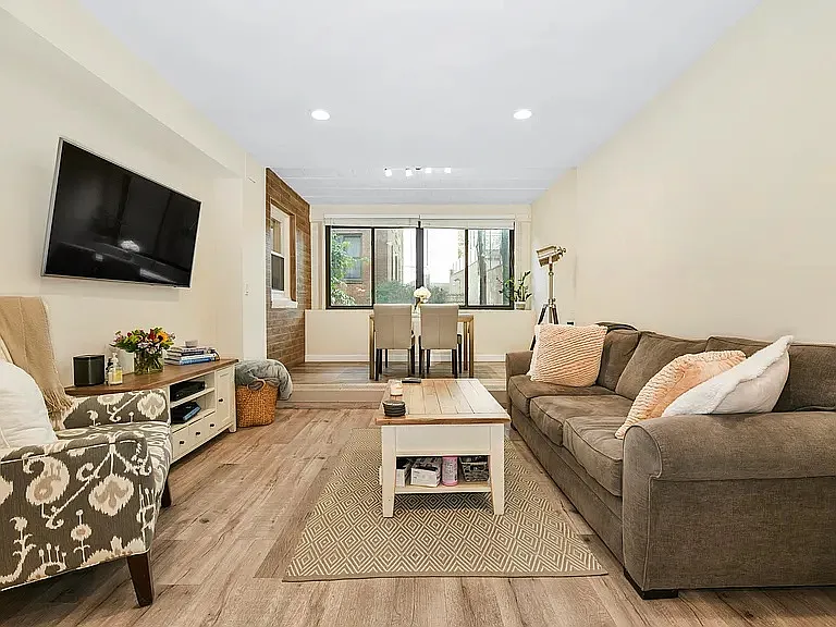 18 Juniper St #47 — Photo 2