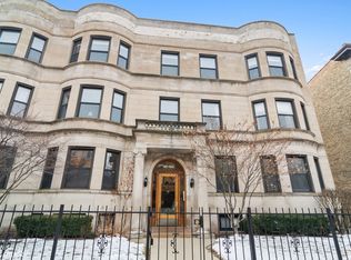 921 W Belle Plaine Ave APT 3, Chicago, IL 60613