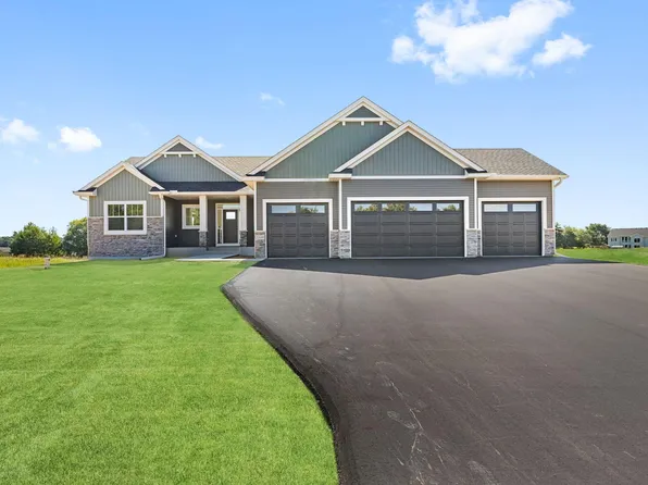 20689 Tamarack St NW, Oak Grove, MN 55011