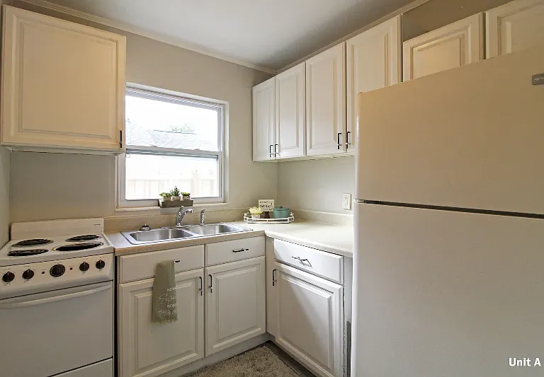 310 Walnut St #A — Photo 5