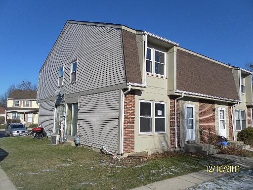 1st image of 3 Fernwood Dr #Q