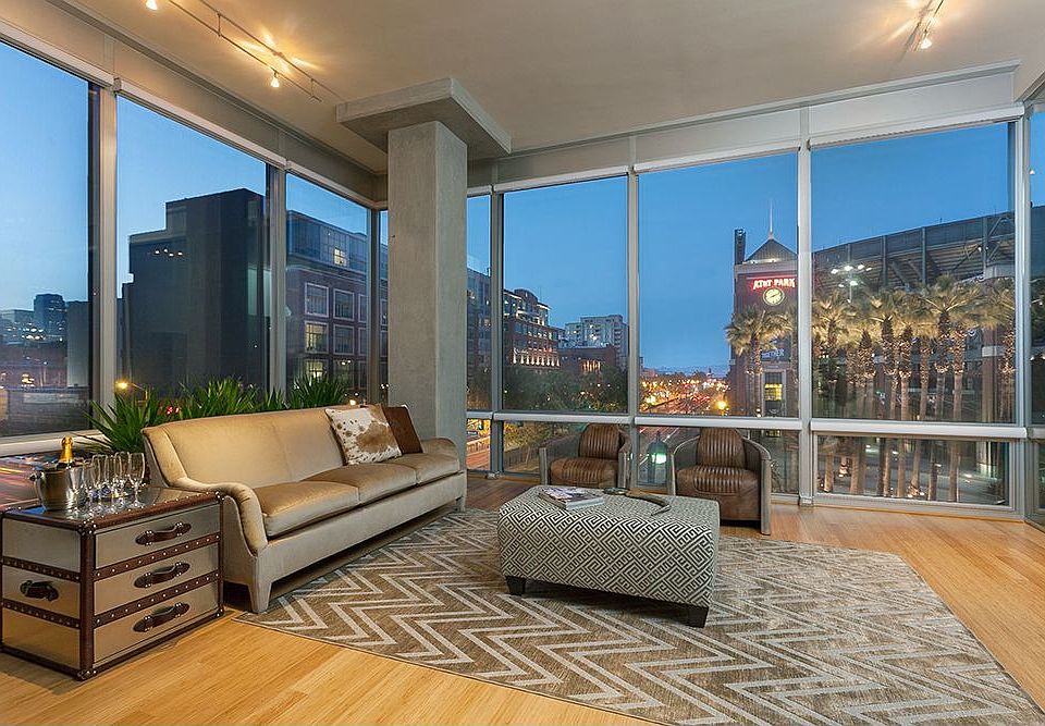 1st image of 207 King St APT 411
