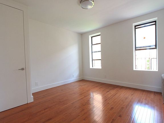 4th image of 723 E 5th St APT 3D