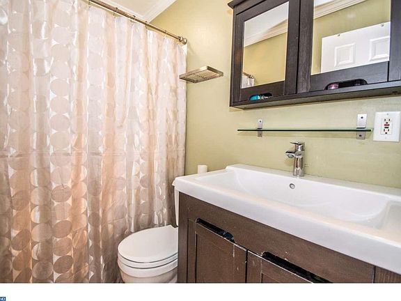5th image of 223 Catalina Dr