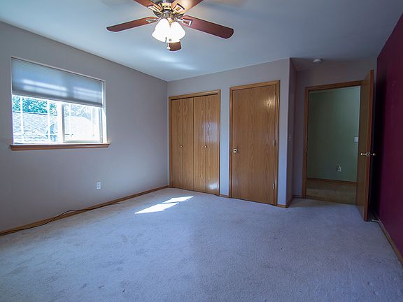 5th image of 3055 Huckleberry Ln