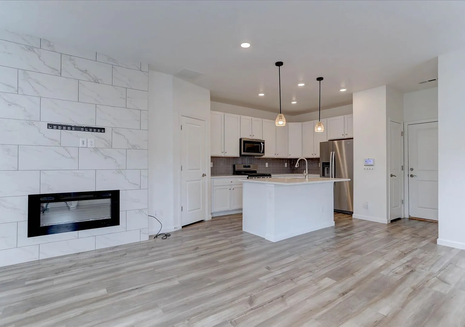 Move In Ready! — Photo 1