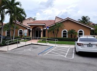 8901 Wiles Rd APT 204, Pompano Beach, FL 33067