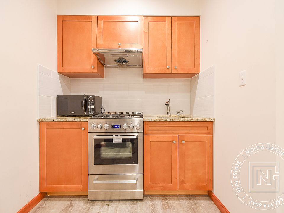 2nd image of 95 Elizabeth St #Cr3